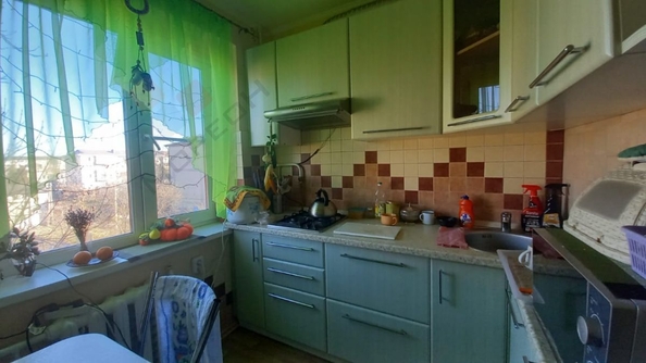 
   Продам 3-комнатную, 57.4 м², Седина ул, 49

. Фото 5.