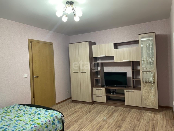 
   Продам 1-комнатную, 35.2 м², Гагарина 1-й пер, 192к3

. Фото 5.