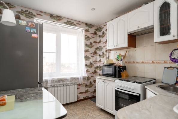 
   Продам 1-комнатную, 33.3 м², Кочубея 1-й проезд, 7

. Фото 9.