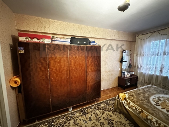 
   Продам 3-комнатную, 65 м², Пролетарская 2-я ул, 336

. Фото 1.