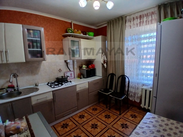 
   Продам 3-комнатную, 61.6 м², Чкалова ул, 72

. Фото 5.