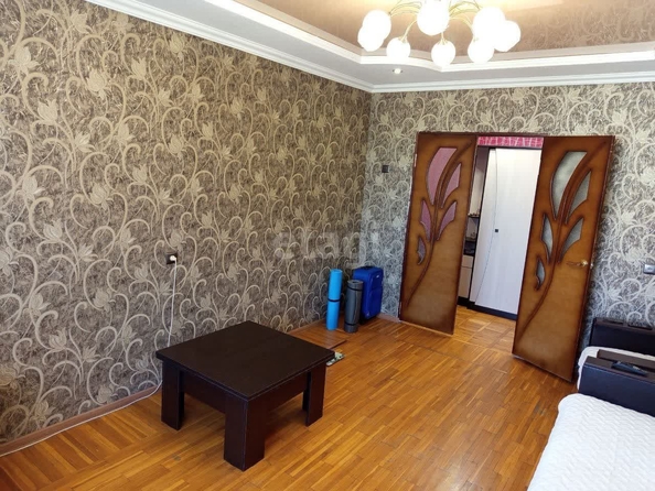 
   Продам 3-комнатную, 63.8 м², Пионерская 2-я ул, 413

. Фото 2.