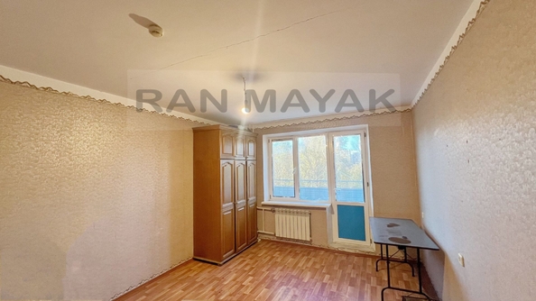 
   Продам 2-комнатную, 50.2 м², Михайлова ул, 19

. Фото 6.