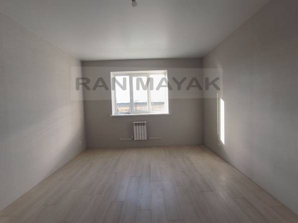 
   Продам 2-комнатную, 62.7 м², Крымская ул

. Фото 8.