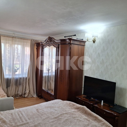 
   Продам 2-комнатную, 50 м², Ленина ул, 108

. Фото 1.