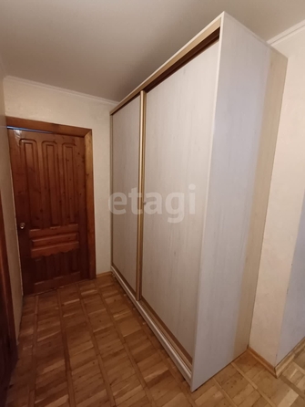 
   Продам 3-комнатную, 63.3 м², 12 Марта пер, 130К2

. Фото 2.