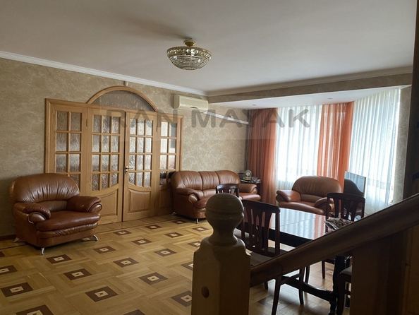 
   Продам 5-комнатную, 160 м², Гайдара ул, 119

. Фото 4.