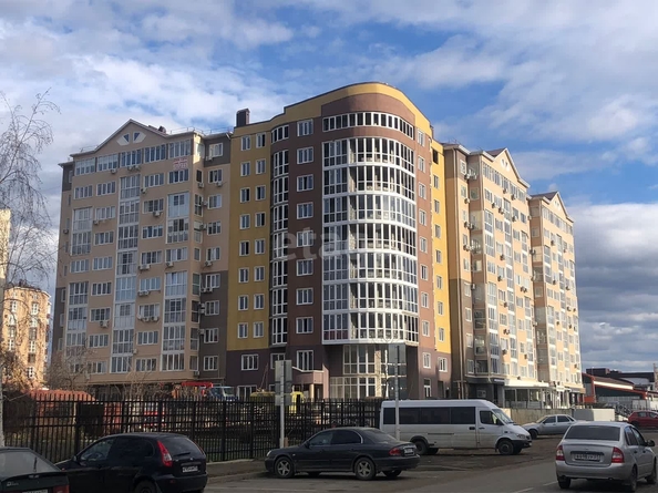 
   Продам 2-комнатную, 75.8 м², Пионерская 2-я ул, 530

. Фото 6.