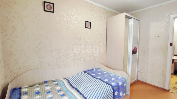 
   Продам 4-комнатную, 61.2 м², Шовгенова ул, 8

. Фото 2.