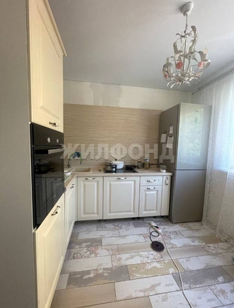 
   Продам 3-комнатную, 80 м², Тепличная ул, 75

. Фото 6.