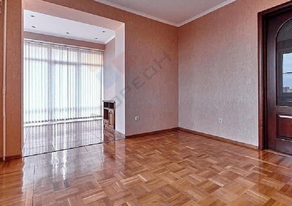 
   Продам 4-комнатную, 140 м², Шоссе Нефтяников ул, 9/1

. Фото 6.