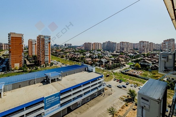 
   Продам 2-комнатную, 56 м², Симиренко ул, 45

. Фото 26.