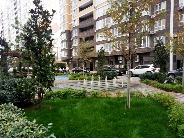 
   Продам 1-комнатную, 45 м², Старокубанская ул, 137к1

. Фото 2.