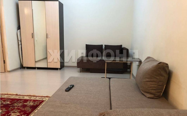 
  Сдается 1-комн. квартира, 40 м², Клубничная ул, д. 6б
. Фото 2.