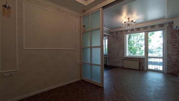 
   Продам 1-комнатную, 30 м², Крымская ул, 81

. Фото 9.