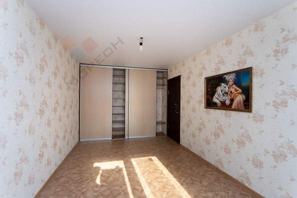 
   Продам 2-комнатную, 56 м², Петра Метальникова ул, 11

. Фото 8.