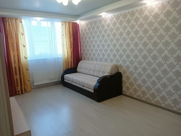 
   Продам 1-комнатную, 50 м², Владимирская ул, 114к1

. Фото 2.