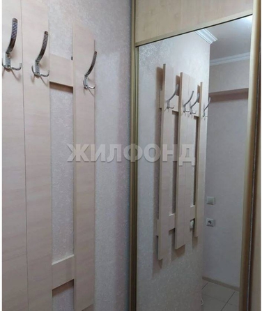 
   Продам 1-комнатную, 31 м², Крымская ул, 36

. Фото 3.
