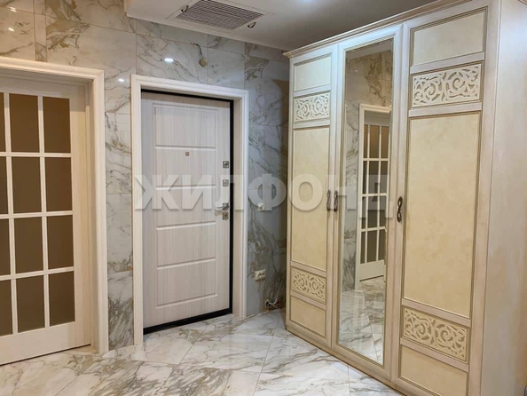 
   Продам 2-комнатную, 101 м², Малышева ул, 11

. Фото 11.