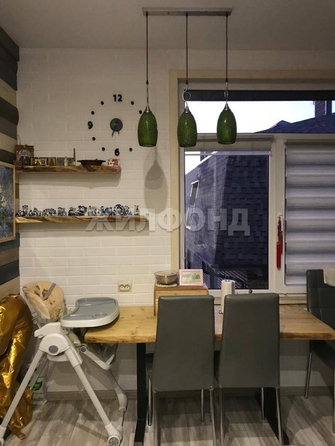 
   Продам 3-комнатную, 42 м², Урожайная ул, 27Г

. Фото 2.