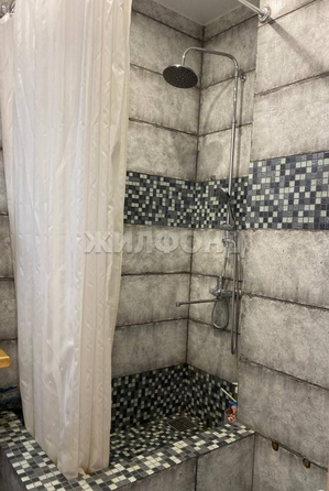 
   Продам 3-комнатную, 42 м², Урожайная ул, 27Г

. Фото 7.