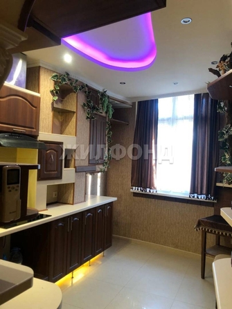 
   Продам 2-комнатную, 45 м², Тепличная ул, 40

. Фото 6.