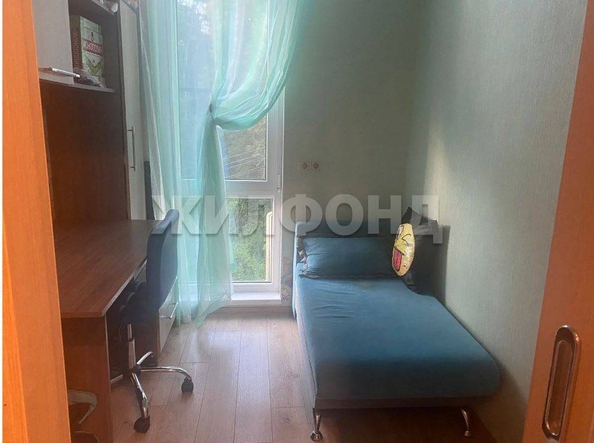 
   Продам 2-комнатную, 32 м², Молодогвардейская ул, 2/57

. Фото 4.
