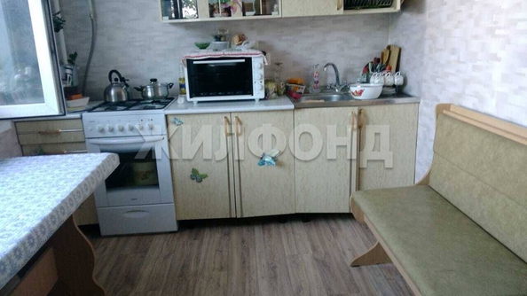 
   Продам 1-комнатную, 40 м², А.Макарова ул, 41

. Фото 2.