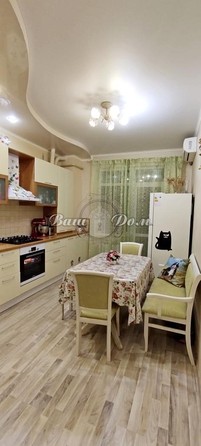 
   Продам 2-комнатную, 71.3 м², Халтурина ул, 11

. Фото 2.