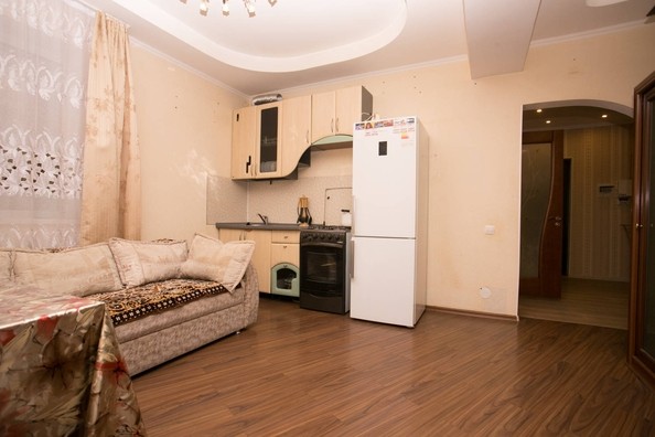 
   Продам 2-комнатную, 60 м², Кирова ул, 145

. Фото 2.