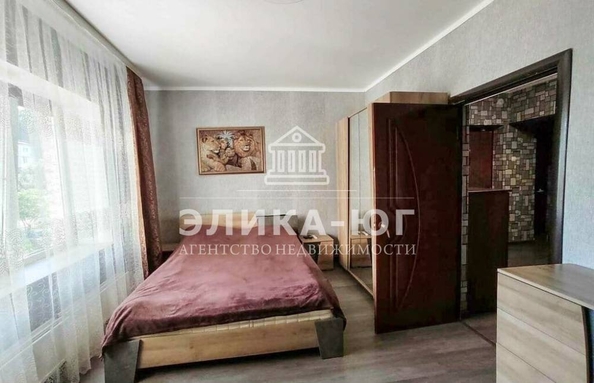 
   Продам 2-комнатную, 68.2 м², 2-й мкр

. Фото 4.