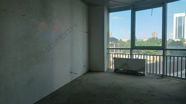 
   Продам 1-комнатную, 68.5 м², Дзержинского ул, 93

. Фото 3.