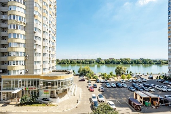 
   Продам 1-комнатную, 38.3 м², Рождественская Набережная ул, 7

. Фото 13.