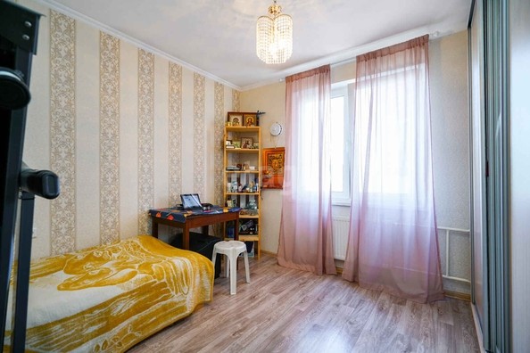 
   Продам 3-комнатную, 85 м², Черкасская ул, 60/1

. Фото 40.