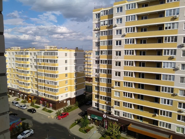 
   Продам 1-комнатную, 33.7 м², Красных Партизан ул, 1/4 к16

. Фото 3.