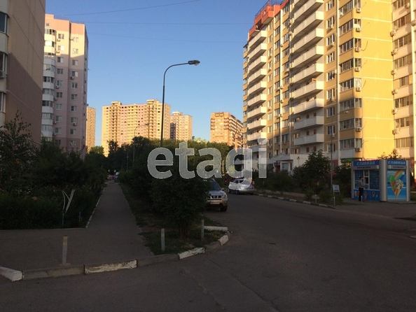 
   Продам помещение свободного назначения, 17 м², Кружевная ул, 6

. Фото 6.