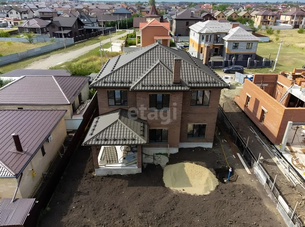 
   Продам дом, 220 м², Краснодар

. Фото 6.