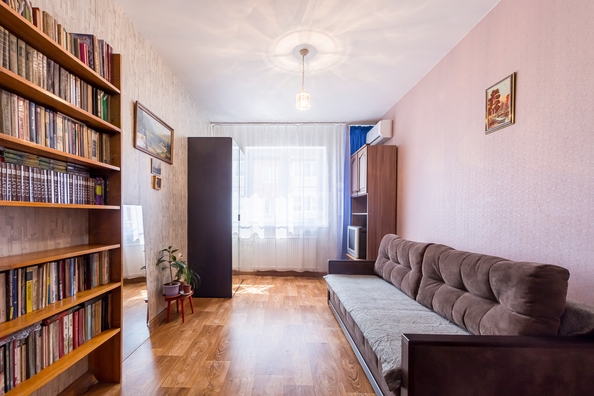 
   Продам 2-комнатную, 52.4 м², Тургенева ул, 33/1/2  33

. Фото 12.