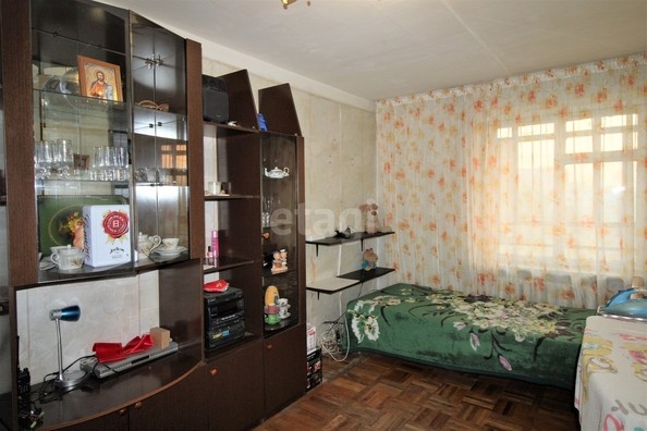 
   Продам 4-комнатную, 80 м², Симферопольская ул, 40

. Фото 11.