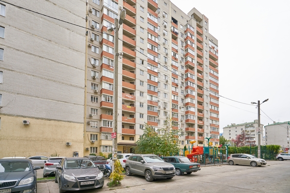 
   Продам 2-комнатную, 62.9 м², Героя Яцкова И.В. ул, 8

. Фото 22.