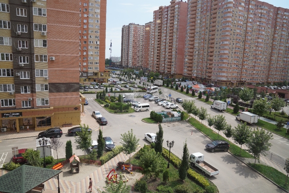 
   Продам 2-комнатную, 52.4 м², Домбайская ул, 59

. Фото 10.