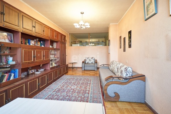 
   Продам 4-комнатную, 109 м², Рашпилевская ул, 17

. Фото 6.