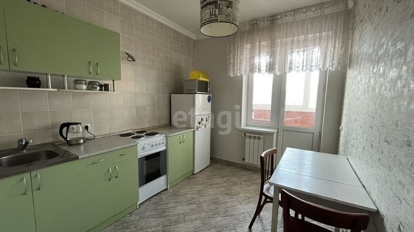 
   Продам 1-комнатную, 35 м², Старокубанская ул, 58

. Фото 1.