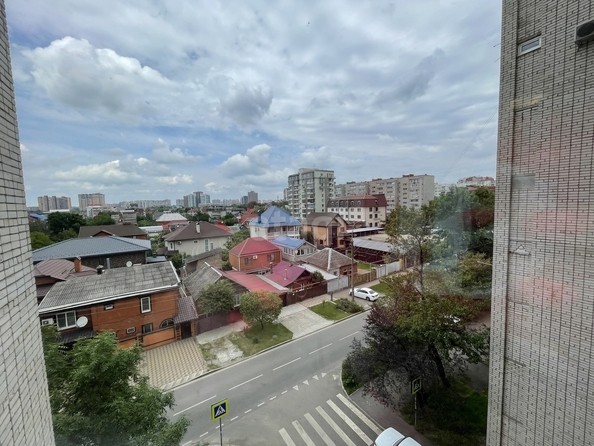 
   Продам 3-комнатную, 70.6 м², Рашпилевская ул, 180

. Фото 10.