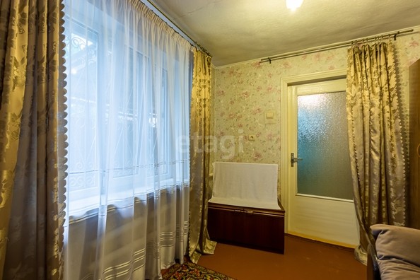 
   Продам 4-комнатную, 55.7 м², Ставропольская ул, 39/1

. Фото 7.