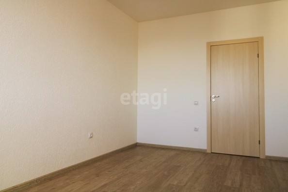 
   Продам 1-комнатную, 35.5 м², Черкасская ул, 71/1  1

. Фото 2.