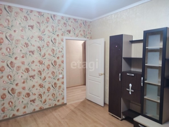 
   Продам 2-комнатную, 49 м², Донбасская ул, 61

. Фото 9.