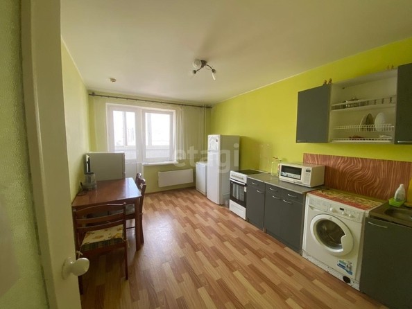 
   Продам 3-комнатную, 74.7 м², Ставропольская ул, 107/10

. Фото 1.