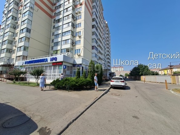 
   Продам 2-комнатную, 57 м², 3-я Целиноградская ул, 9

. Фото 18.