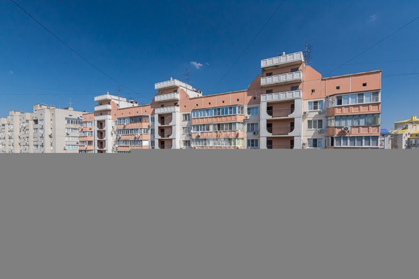 
   Продам 3-комнатную, 64.8 м², Черкасская ул, 43

. Фото 28.